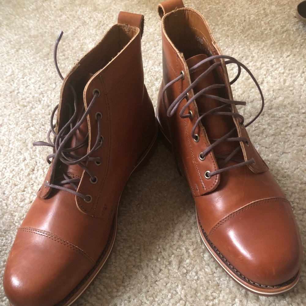 Helm Boots -
